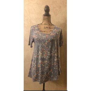 💕LulaRoe Perfect T Short Sleeve Top